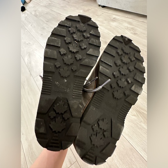 Roots winter boots - Picture 3 of 3